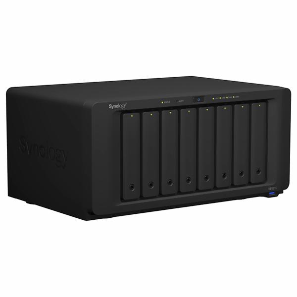 Servidor Nas Storage Synology DiskStation DS1821+ AMD Ryzen V1500B de 2.2GHz / 4GB de RAM / 8 Baias / USB / LAN - Preto